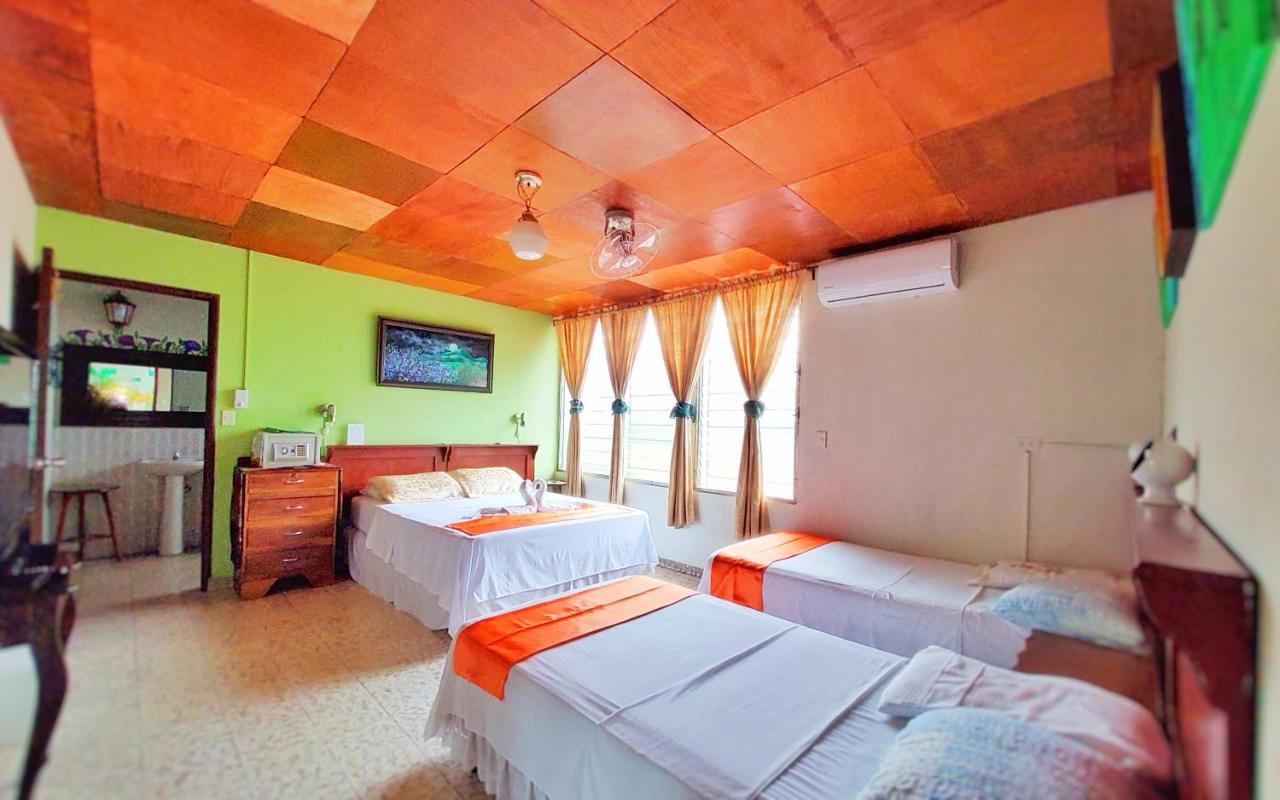 Hotel Oasis San Salvador Exteriör bild