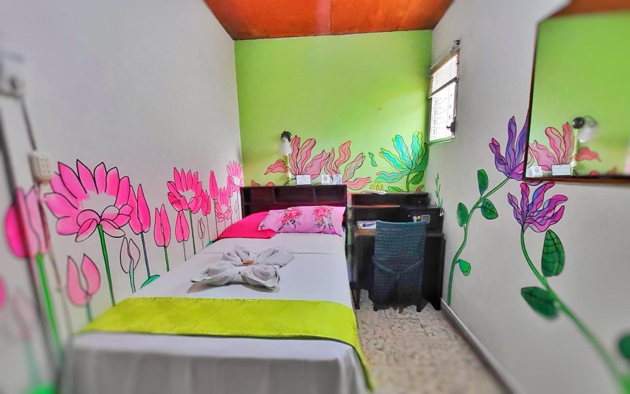 Hotel Oasis San Salvador Exteriör bild