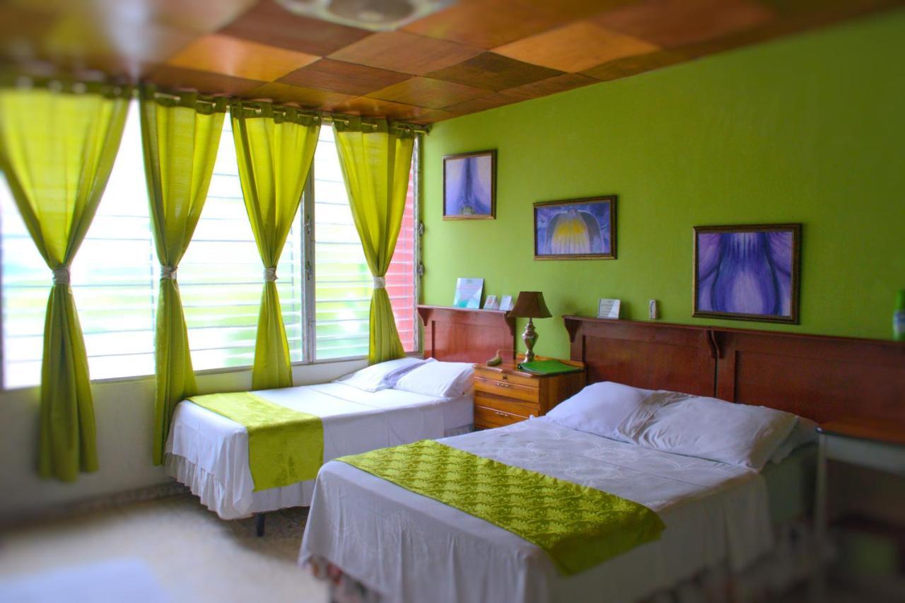 Hotel Oasis San Salvador Exteriör bild